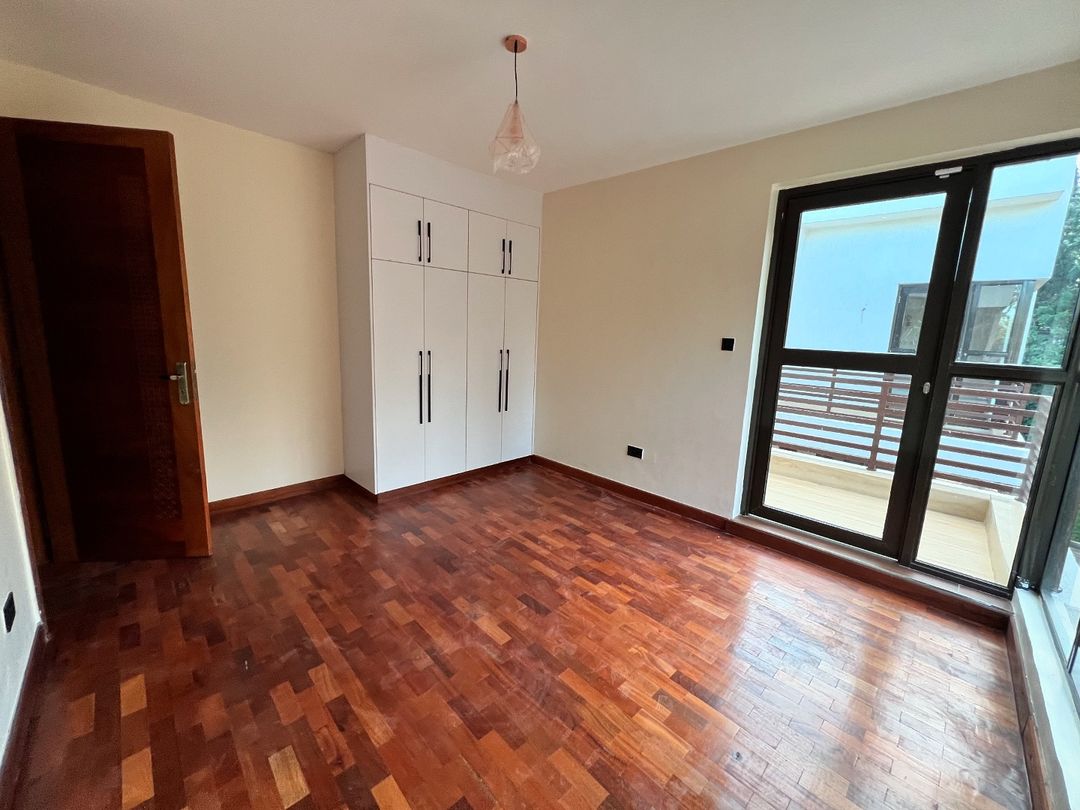 4-Bedroom+DSQ