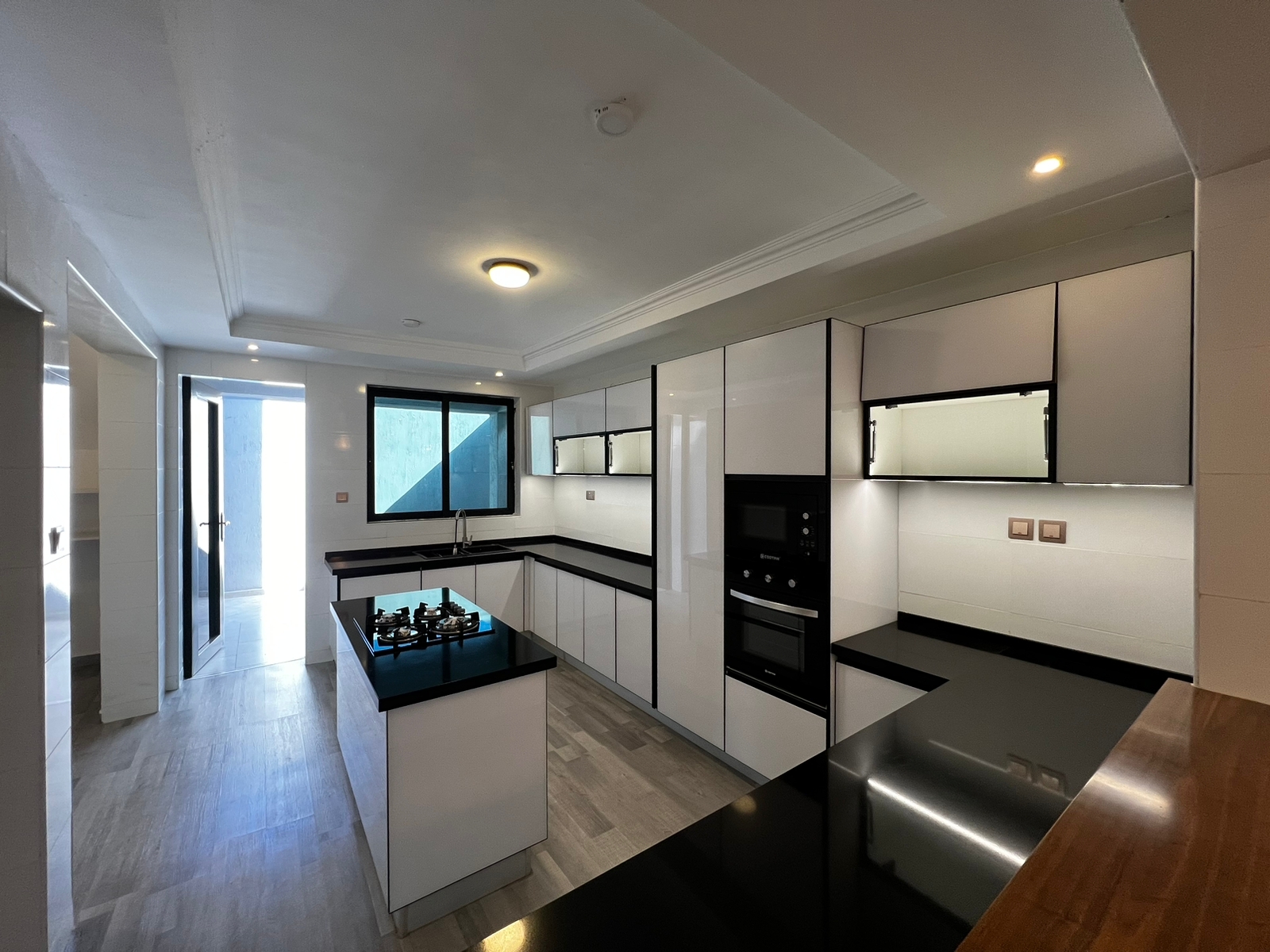 4-Bedroom+DSQ