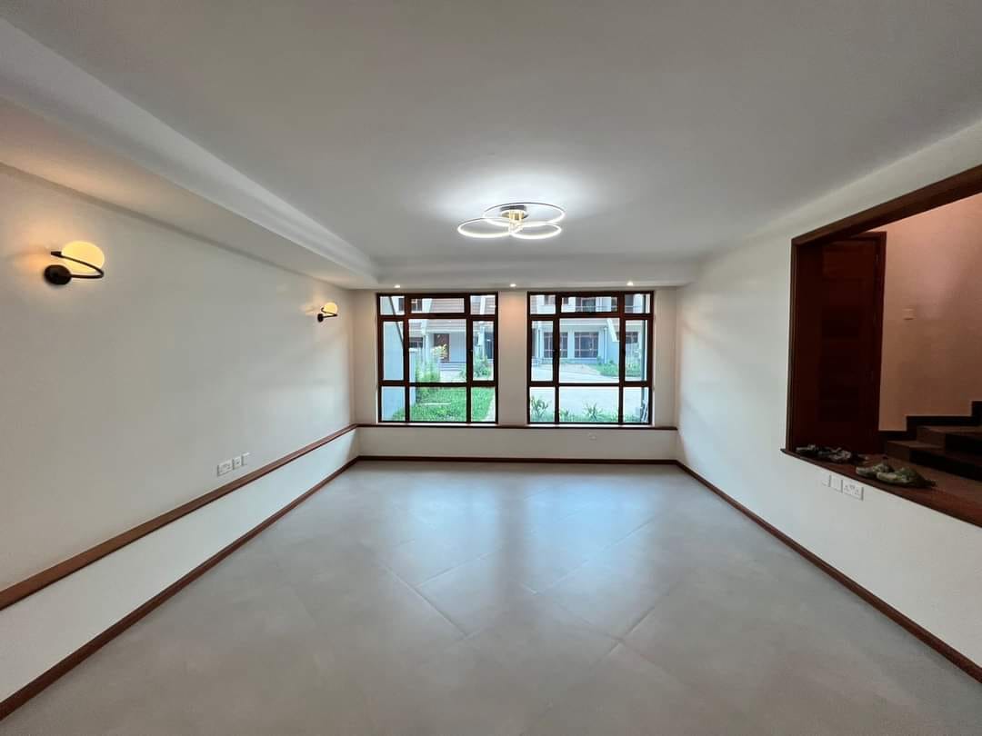 4-bedroom+DSQ
