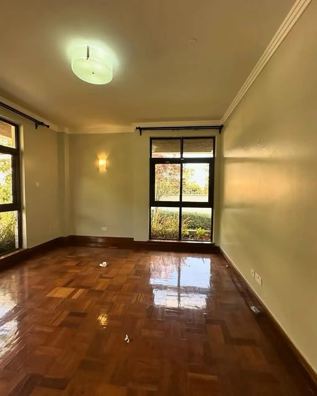 5 Bedroom Villa