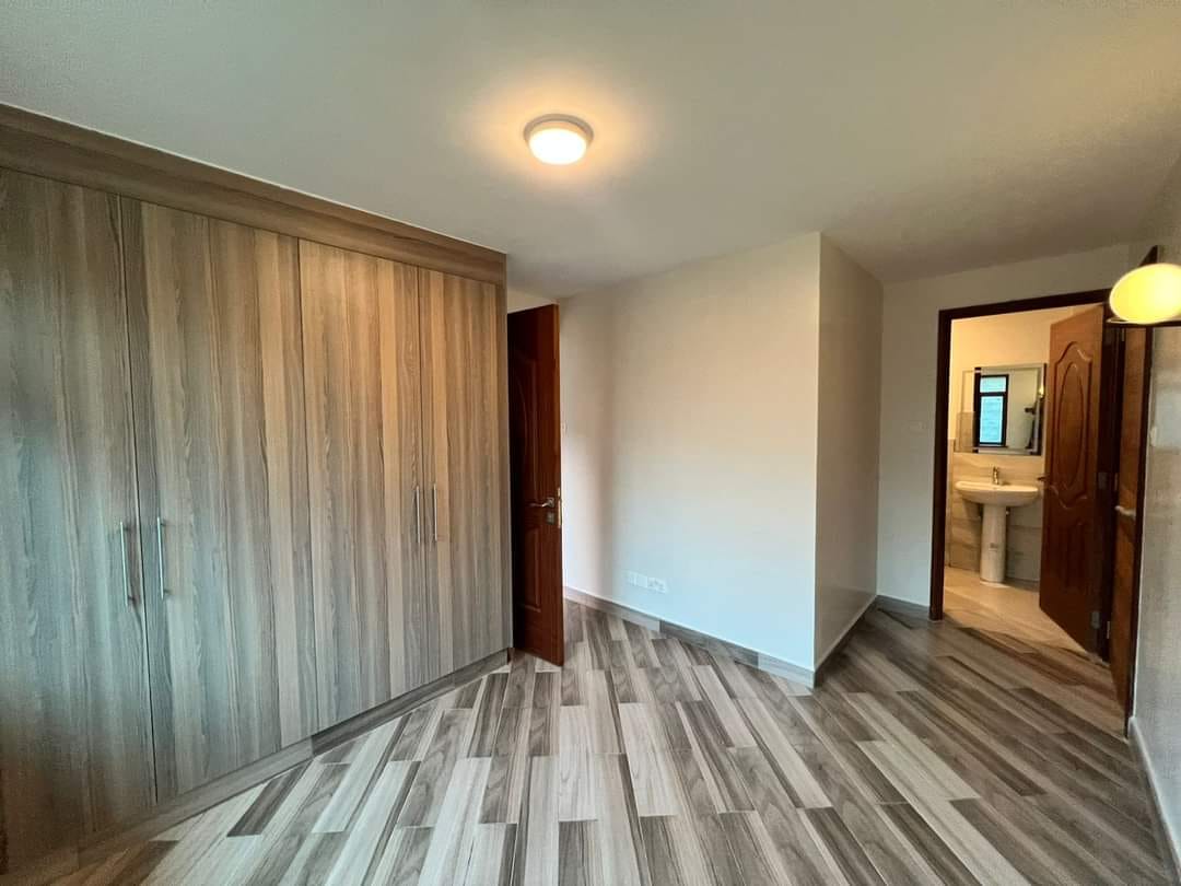 4-bedroom+DSQ