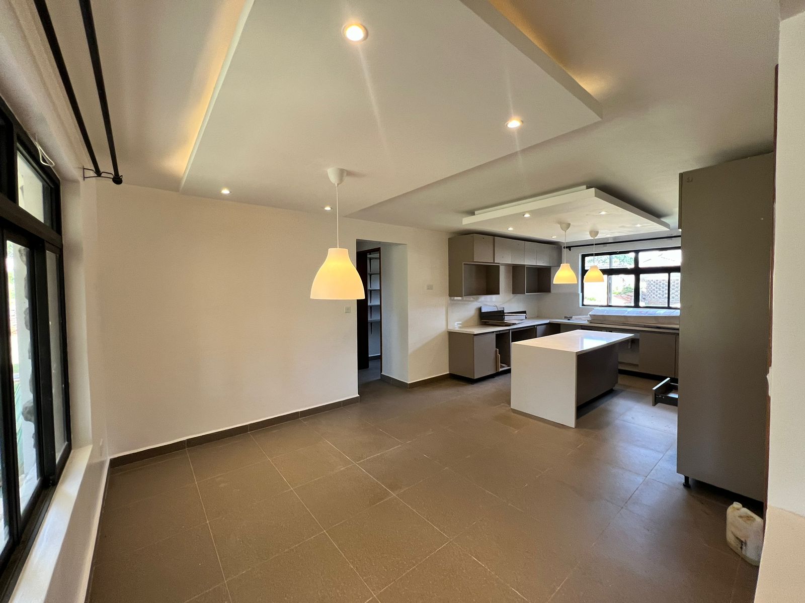 4-Bedroom+DSQ
