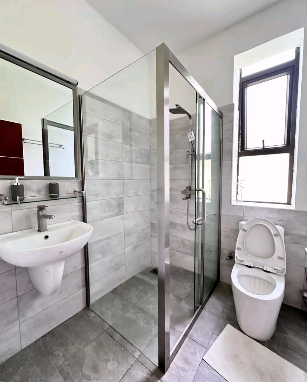 5-bedroom+DSQ