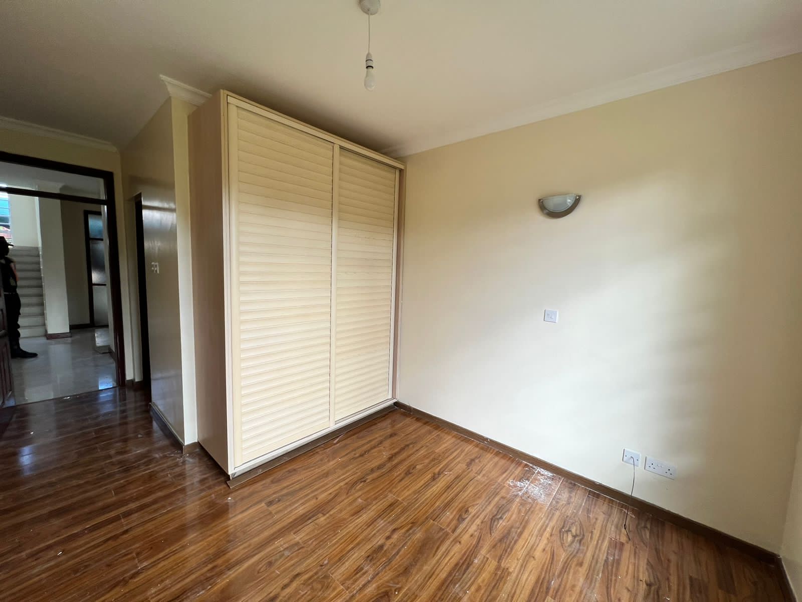 4-Bedrooms+DSQ