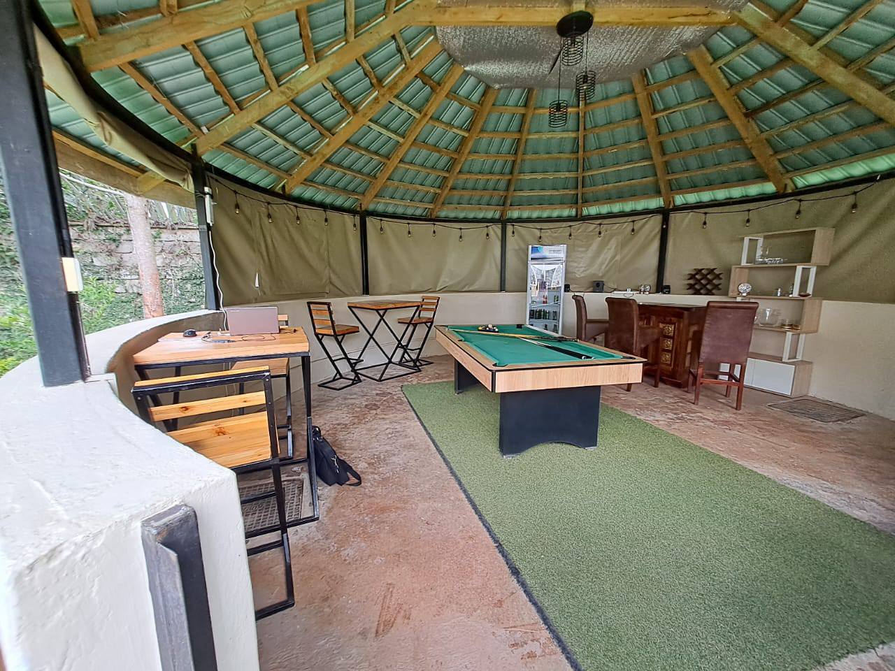 6 Bedroom villa