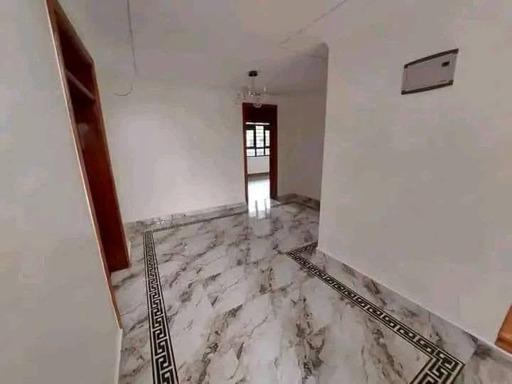 6 Bedroom