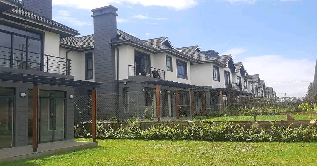 4-Bedroom and DSQ