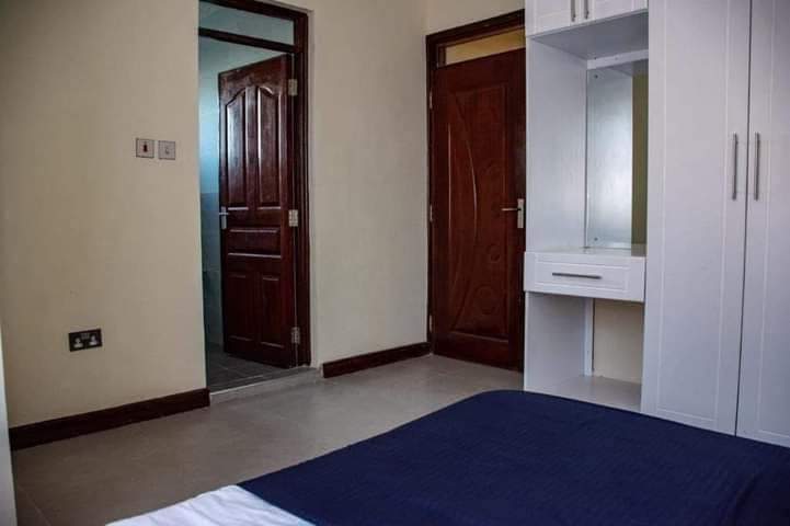 4-Bedroom+DSQ