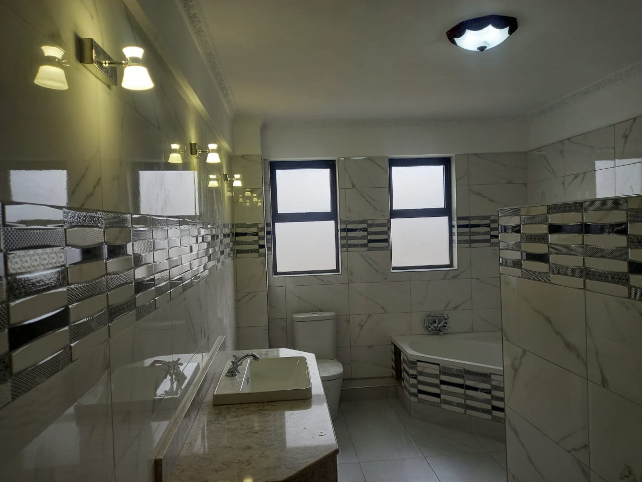 6-Bedroom+DSQ