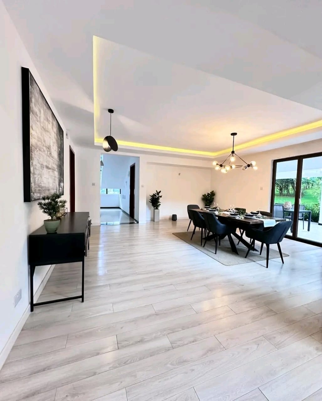 5-bedroom+DSQ