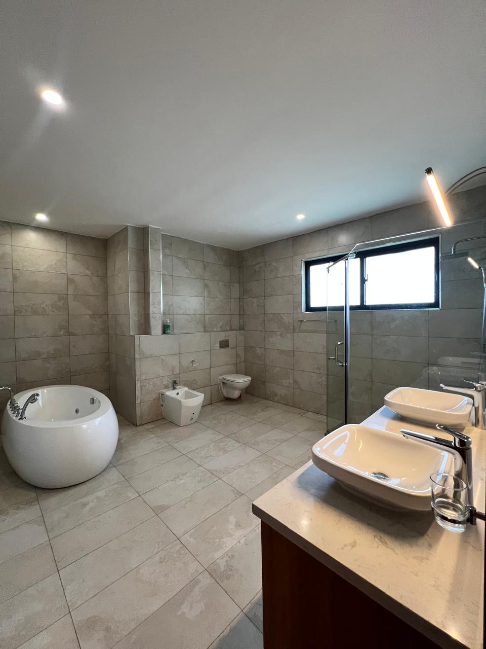 5-Bedroom+DSQ