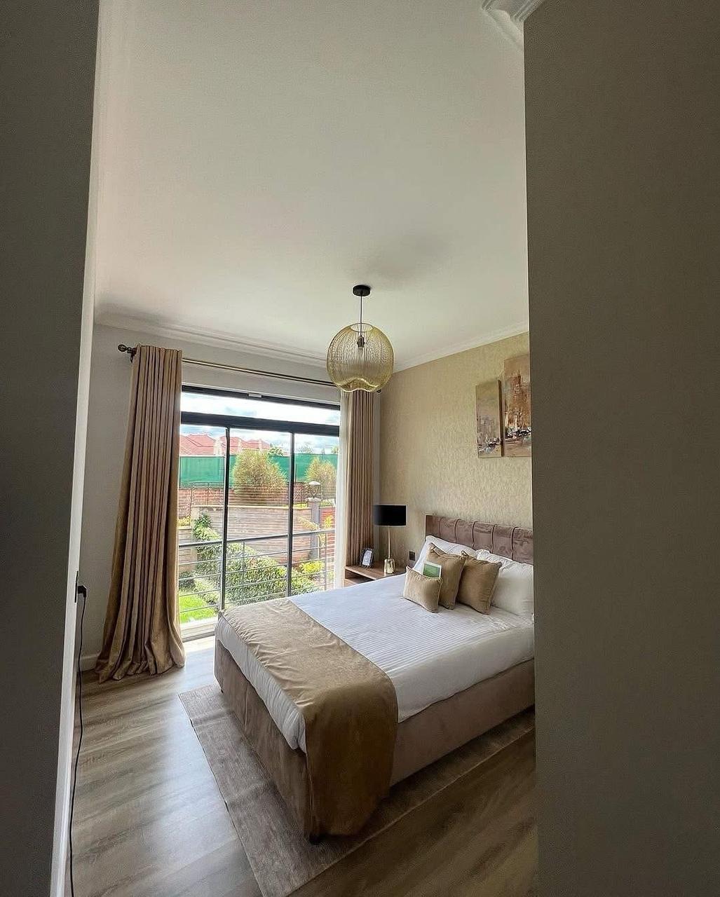 4 Bedroom and DSQ