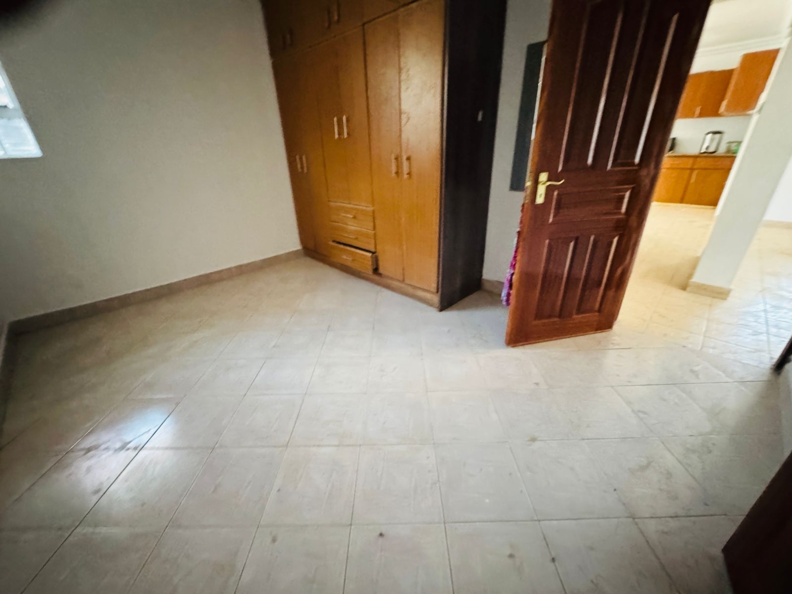 4 Bedroom Villa  For Rent in Membley
