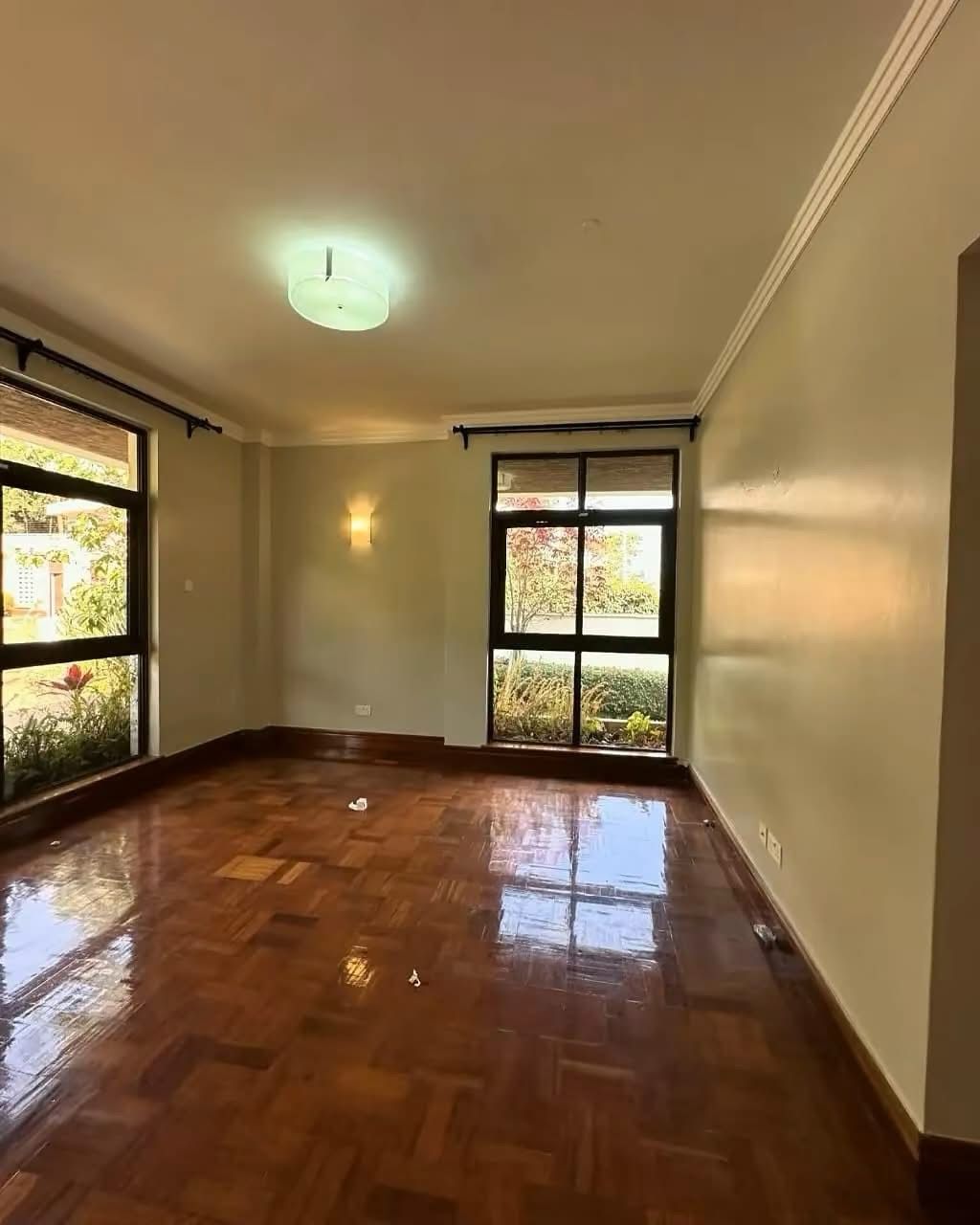 5 Bedroom Villa