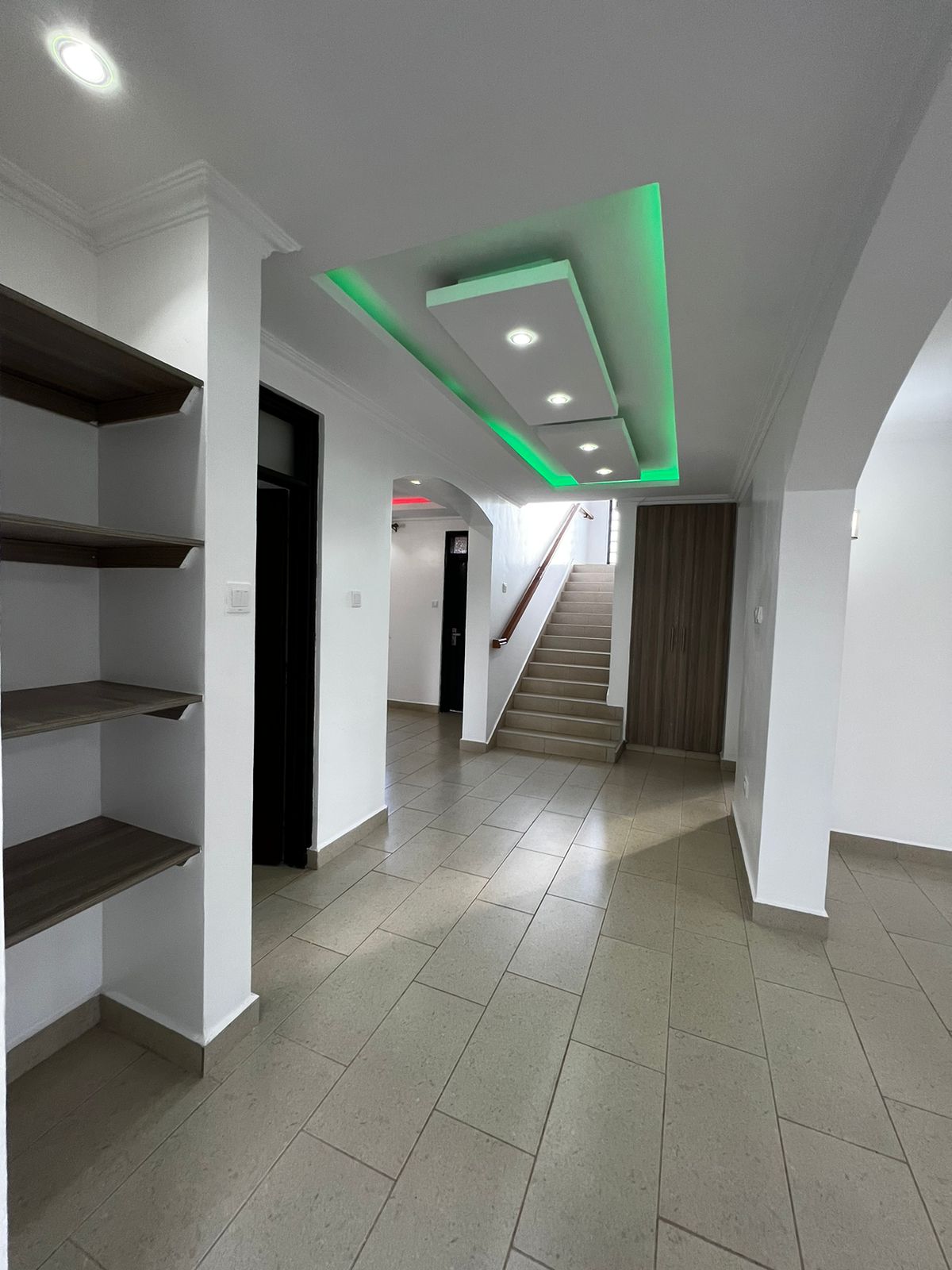 Elegant 4-Bedroom Home with SQ for Rent