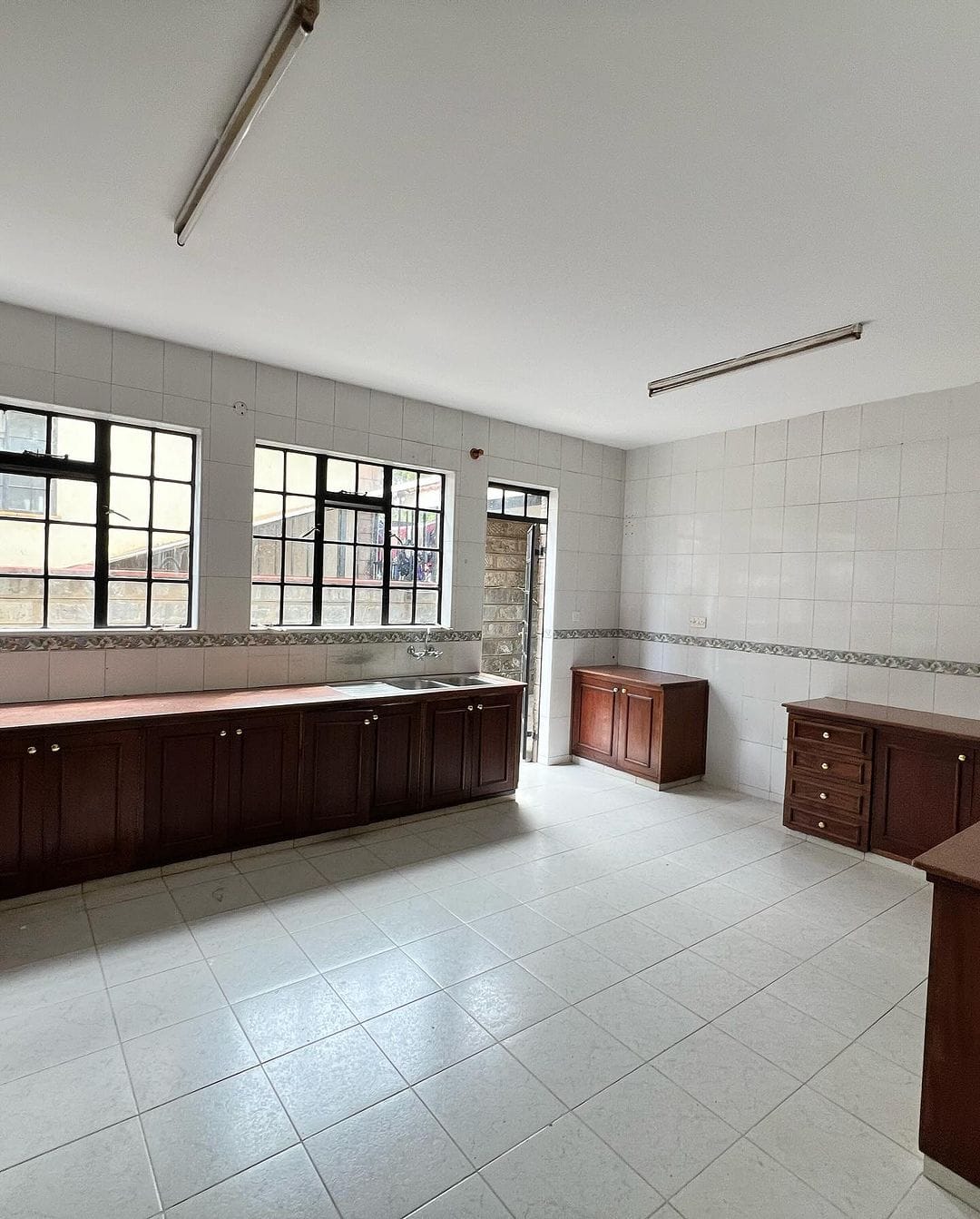 4-Bedroom+DSQ