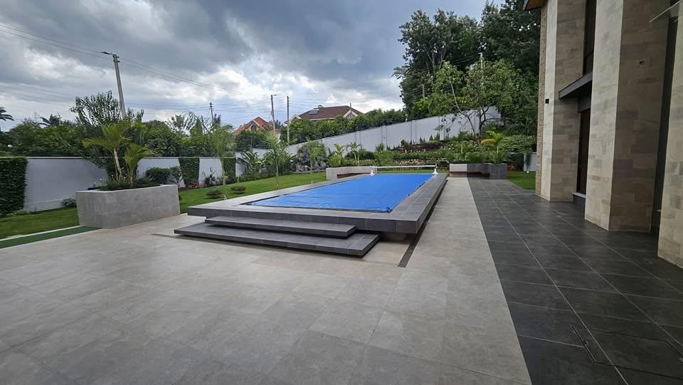5 Bedroom