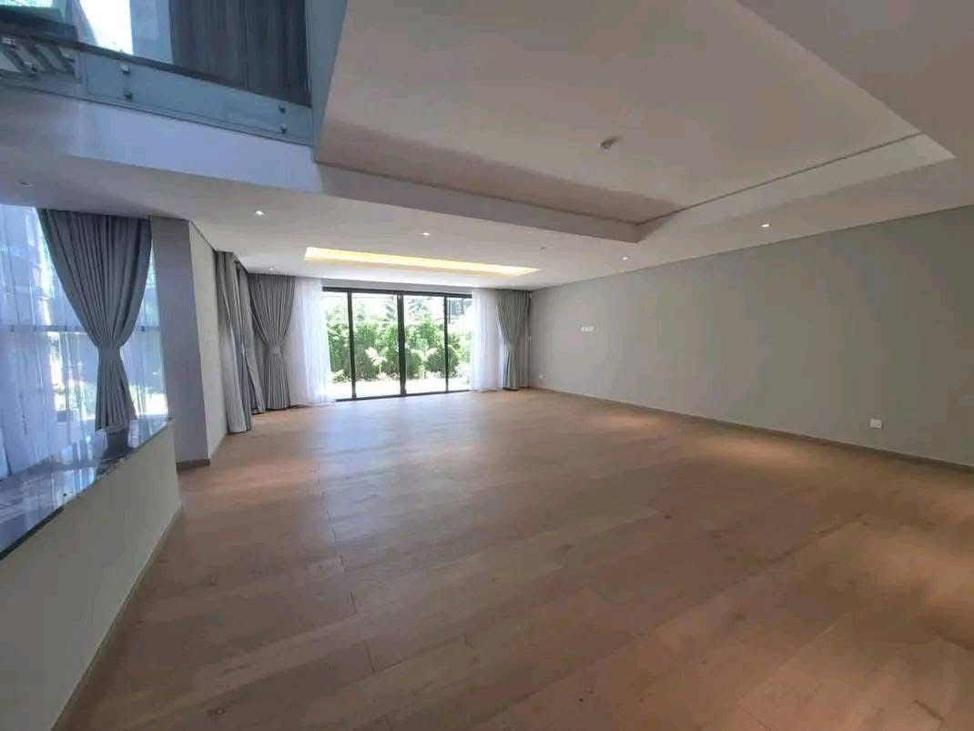 4 Bedroom Water Villa