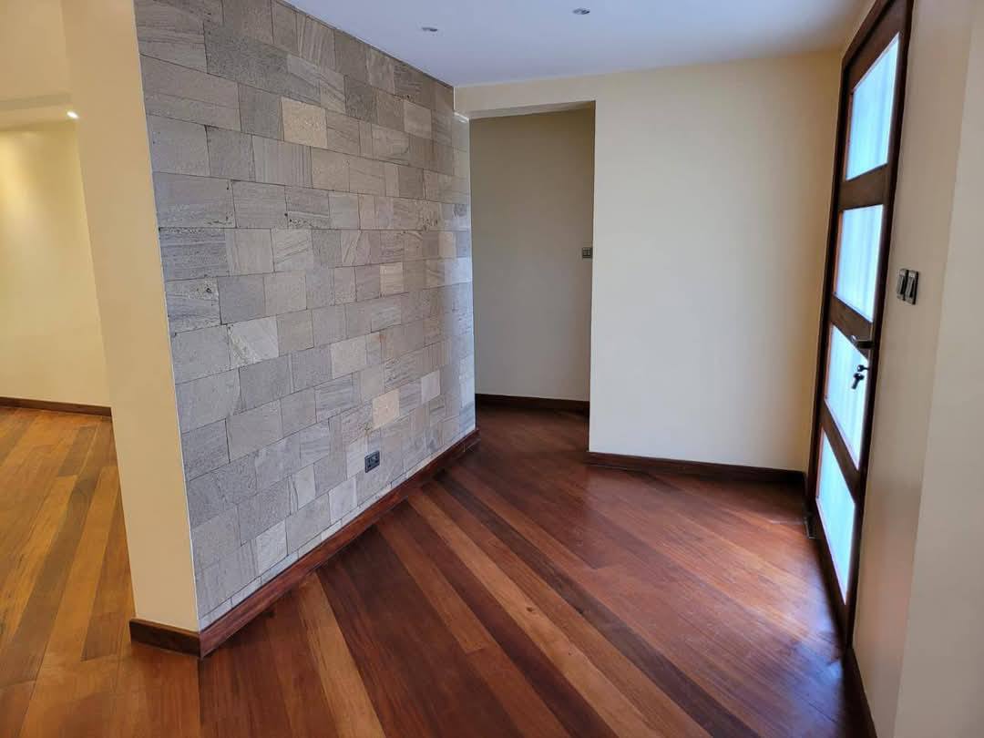 5 Bedroom Plus DSQ