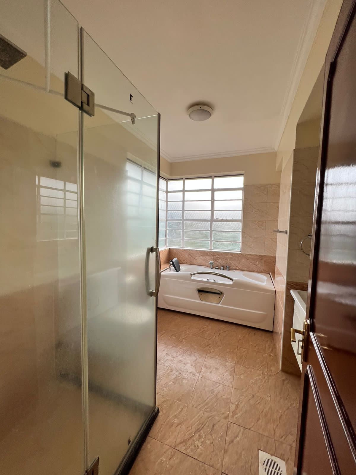 4-Bedrooms+DSQ