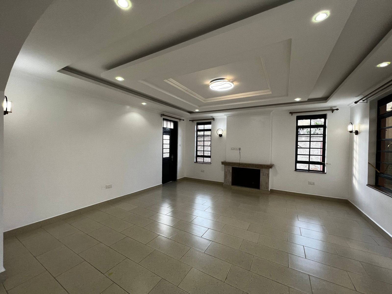 Elegant 4-Bedroom Home with SQ for Rent