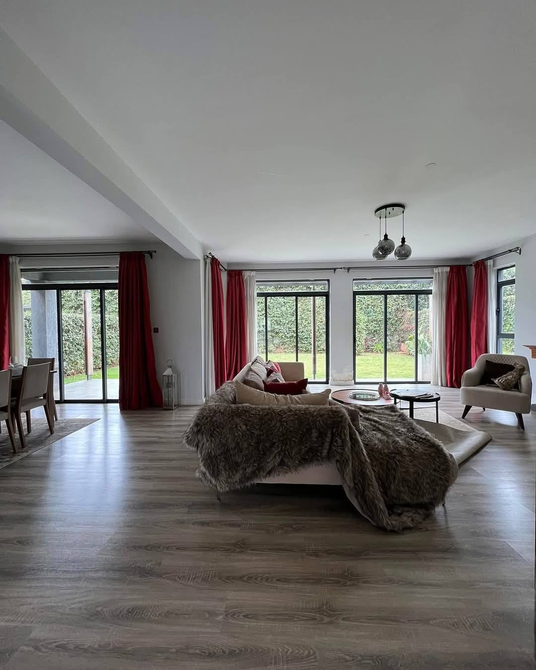 4-Bedroom and DSQ