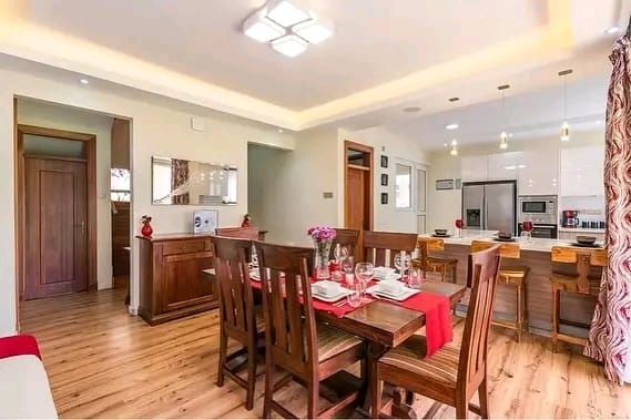 4-Bedroom+DSQ