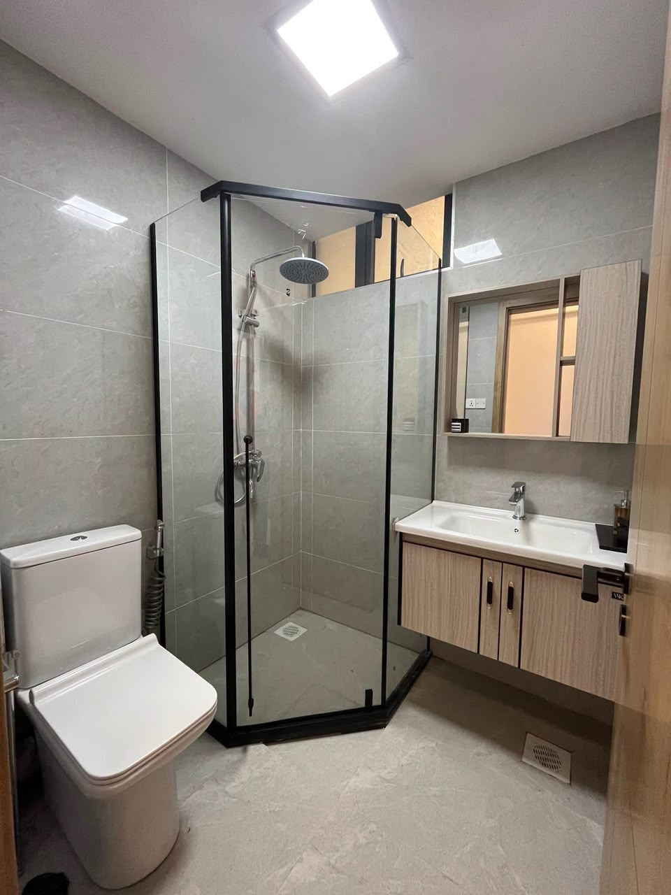 Modern 1, 2 & 3 Bedroom Apartments For Sale  💰 Prices From: KES 7.6 Million