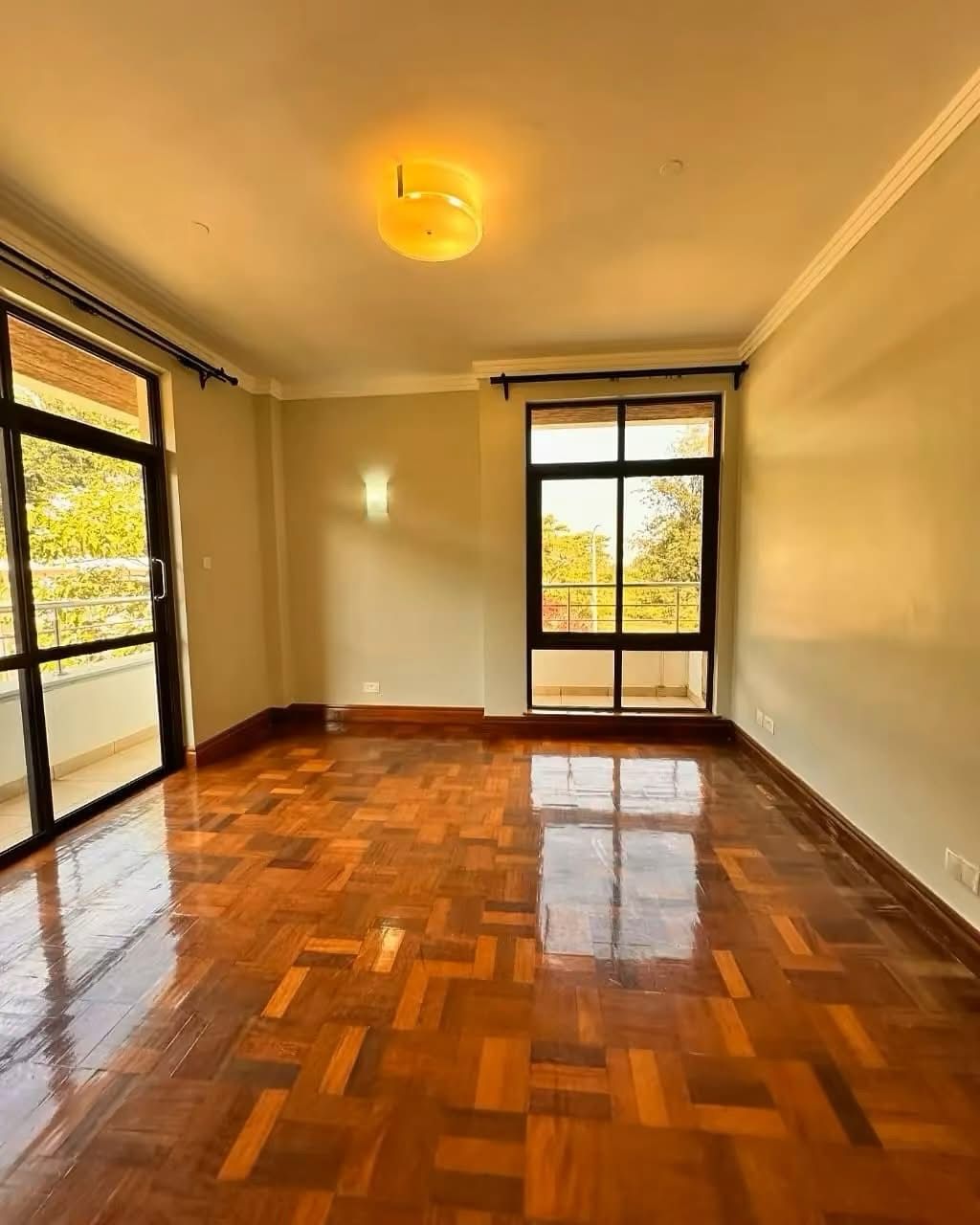 5 Bedroom Villa