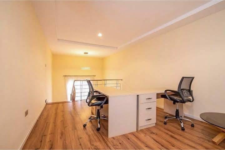 4 Bedroom Townhouse