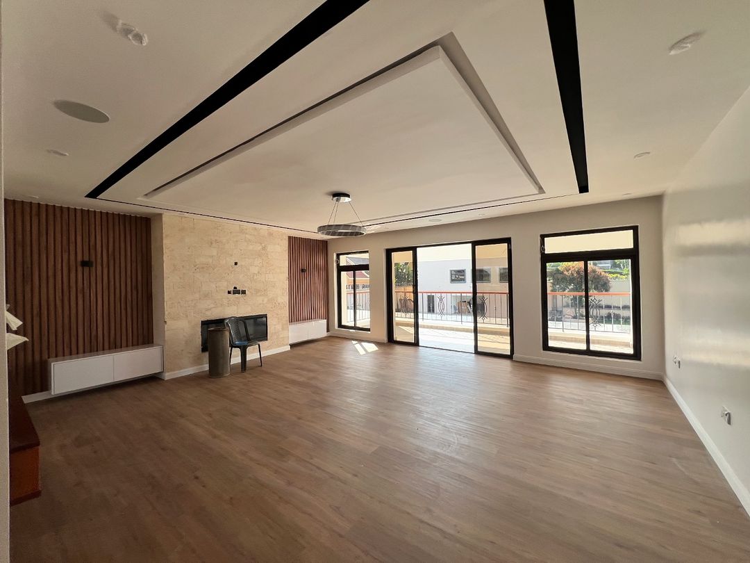 5-Bedroom+2DSQ