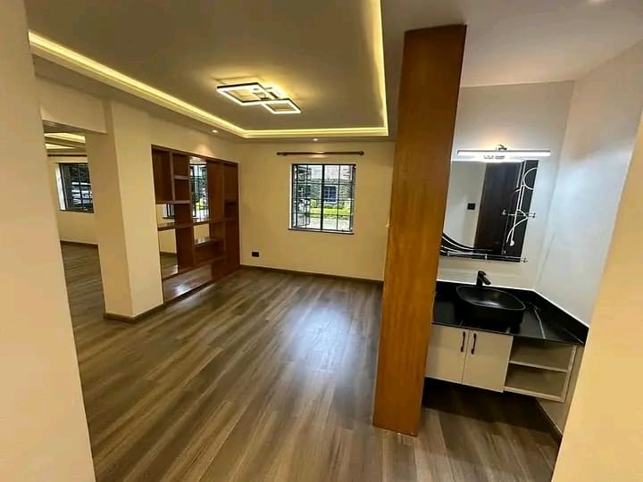 5-Bedroom+DSQ