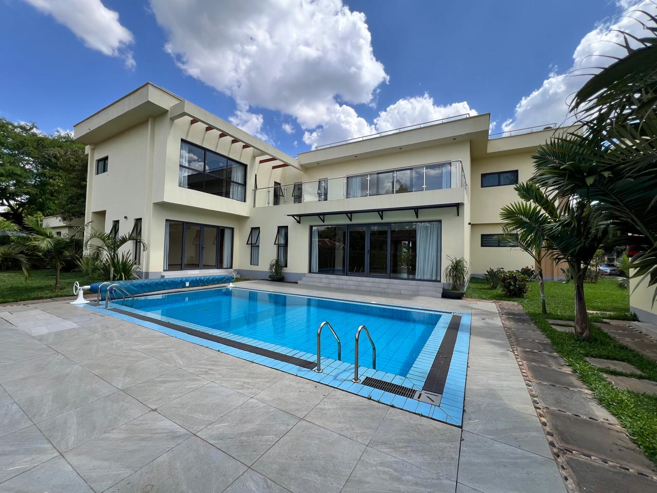 5-Bedroom+DSQ