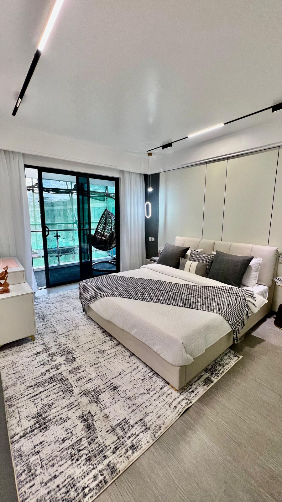 3 Bedroom Apartment