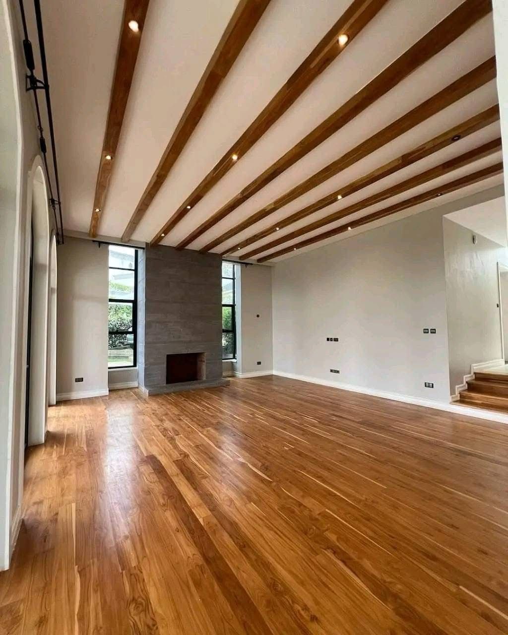 5 Bedroom and DSQ