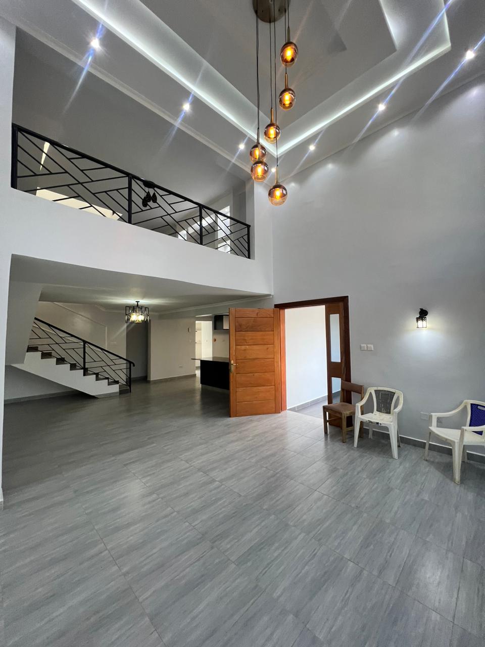 4 Bedroom Villa