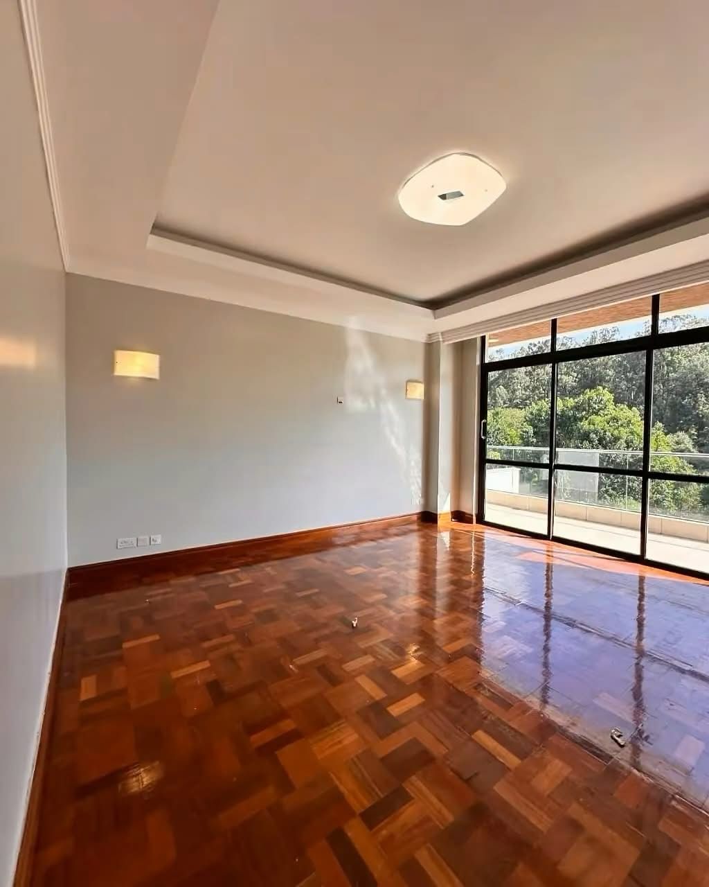 5 Bedroom Villa