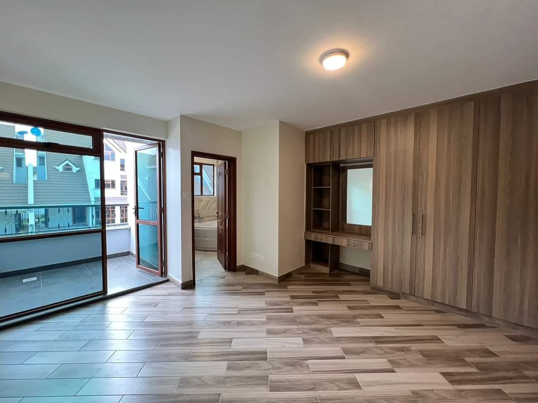 4-bedroom+DSQ