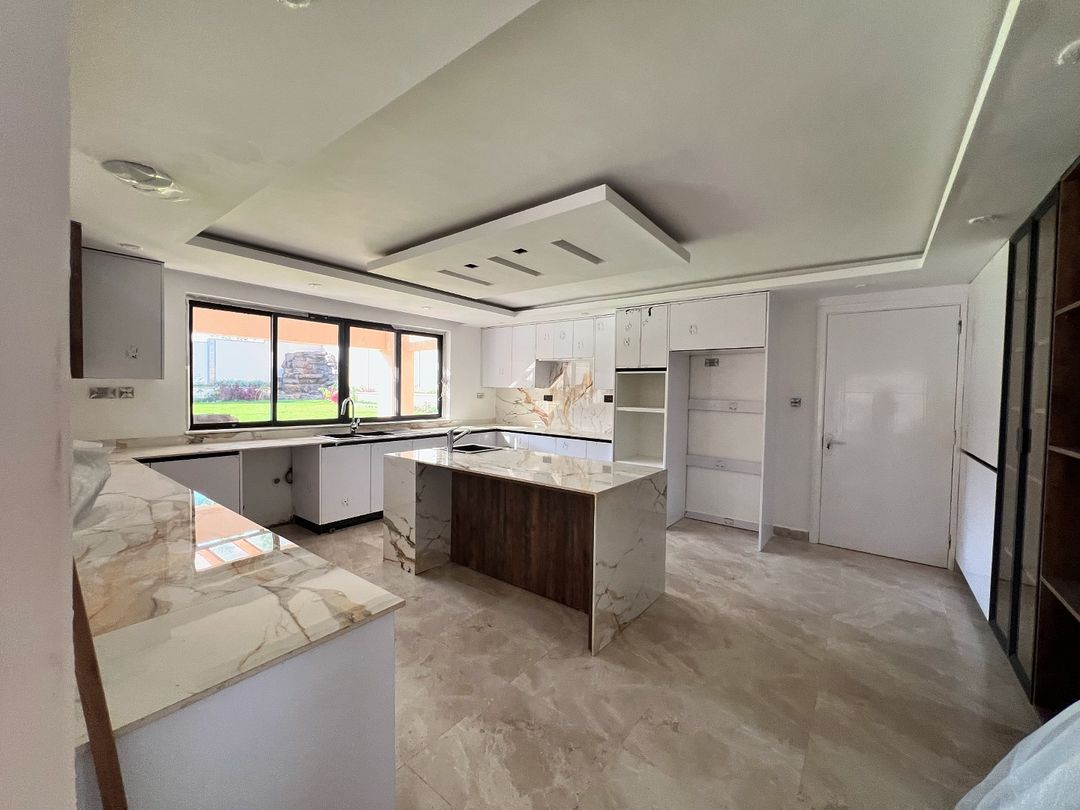 5-Bedroom+2DSQ